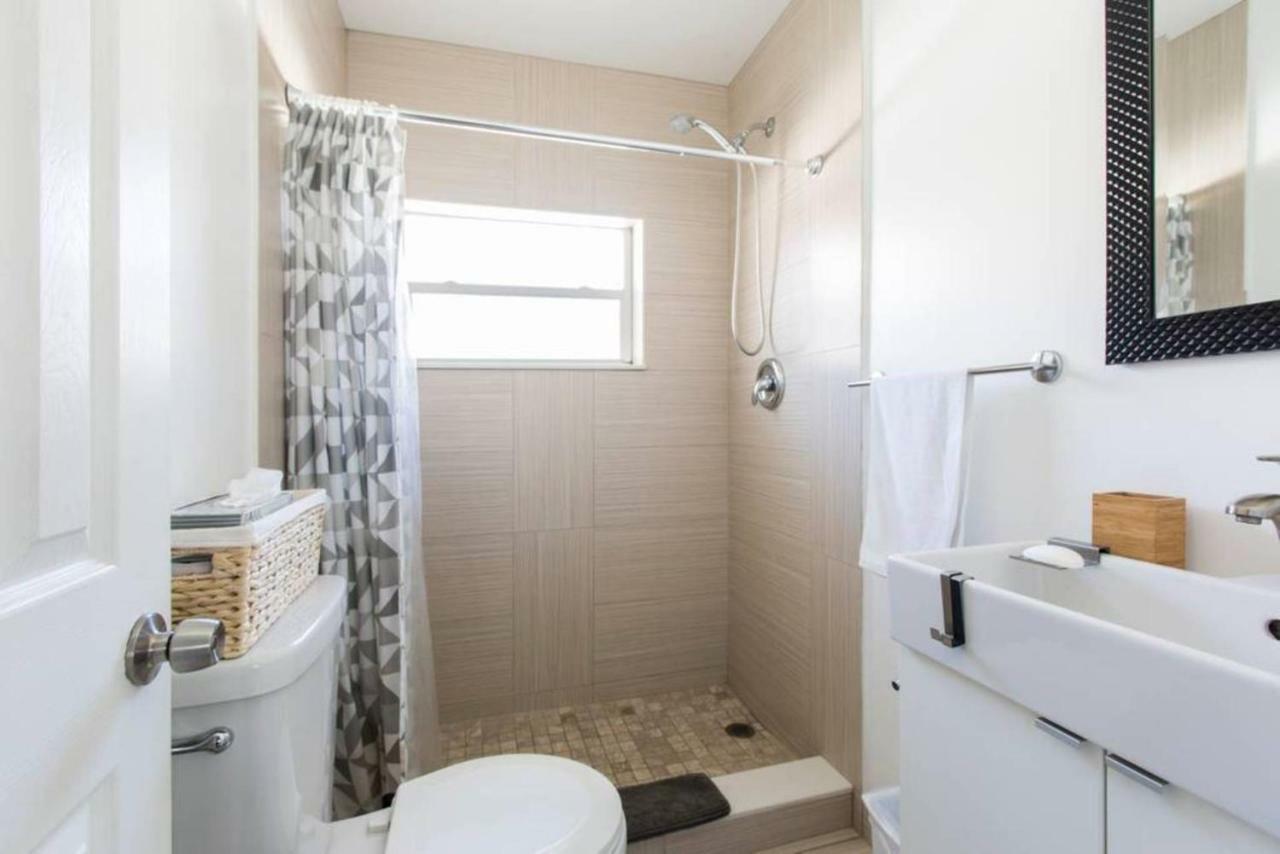 Lambert Family Beach Apartments Fort Lauderdale Esterno foto